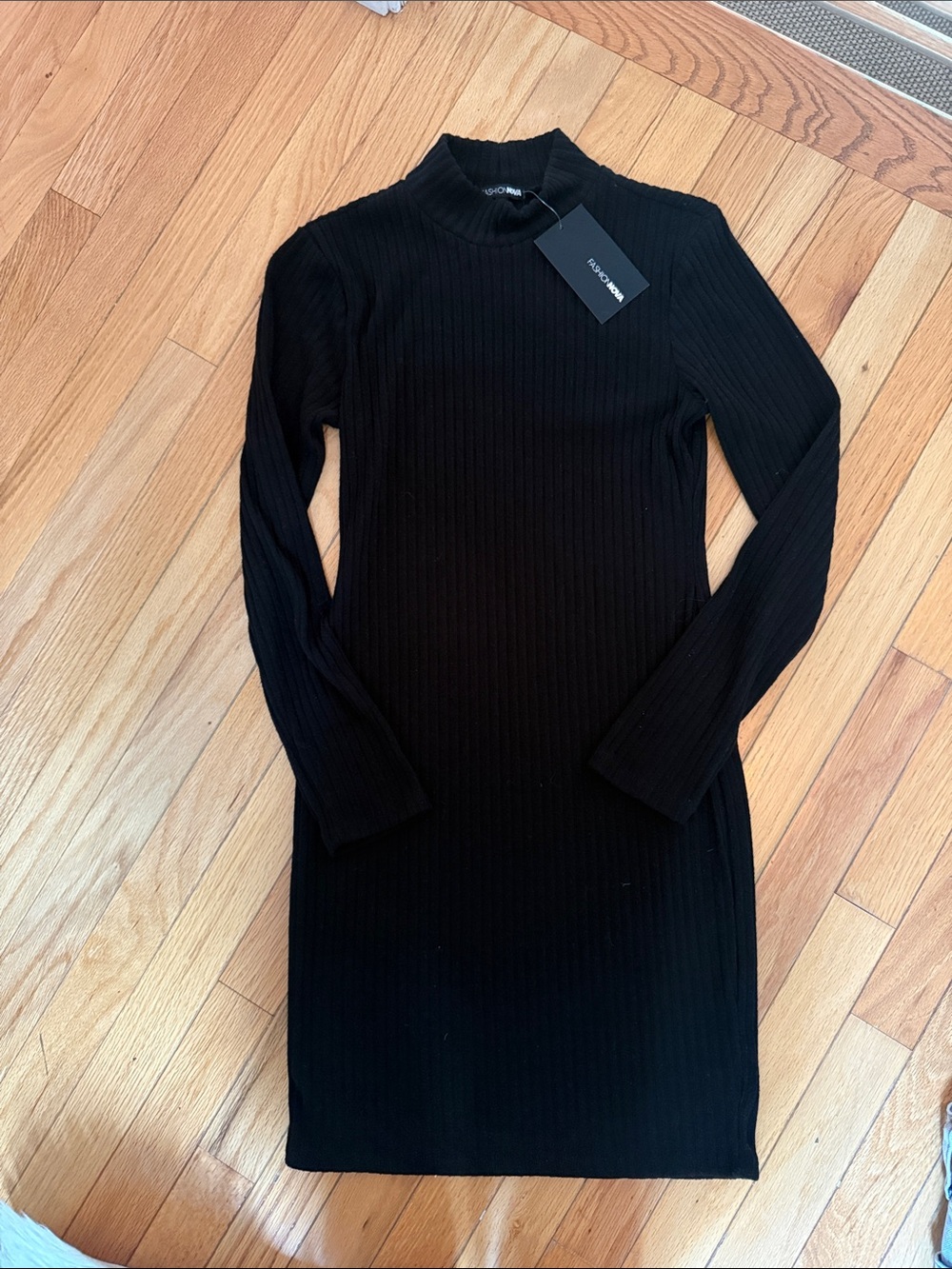 NWT fashion nova Black Ribbed Mock-Neck Long Sleeve Dress
